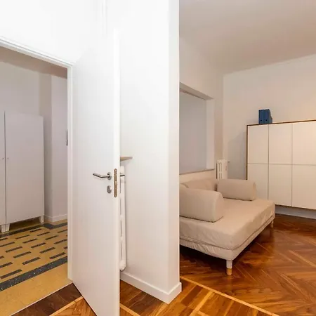 New! Cit Elegant With Parking