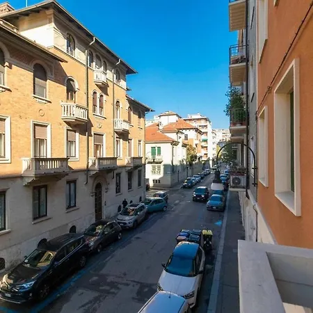 New! Cit Elegant With Parking Turin