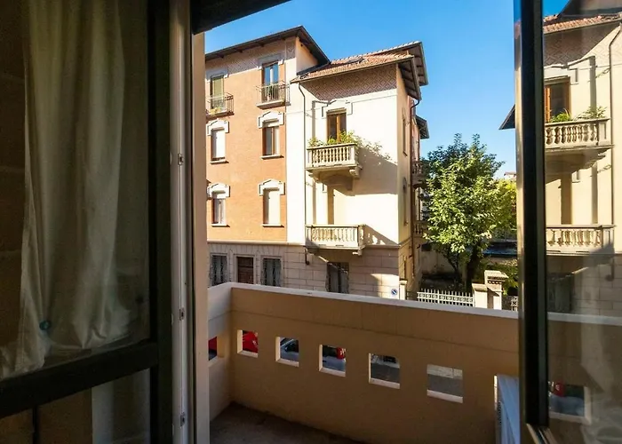 New! Cit Elegant With Parking Apartmán *