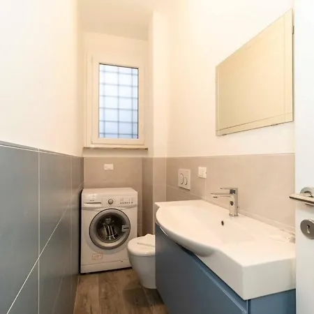 New! Cit Elegant With Parking * Turijn